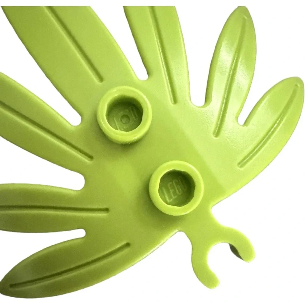Lego Plant Leaves 6×5 Swordleaf Palm Leaf Lot of 11 Replacement Pieces Build